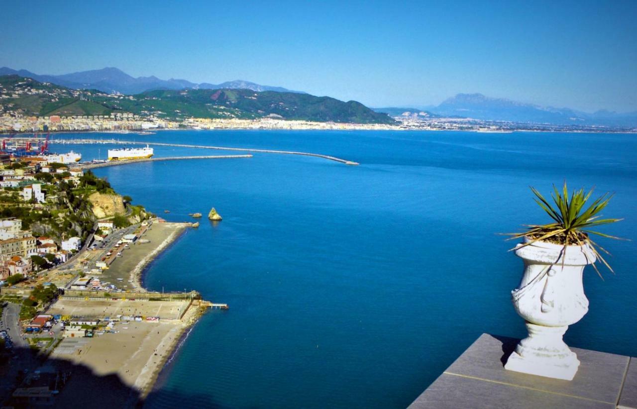 Ferienwohnung La Terrazza Sul Blu -Vista Mare- Vietri Exterior foto