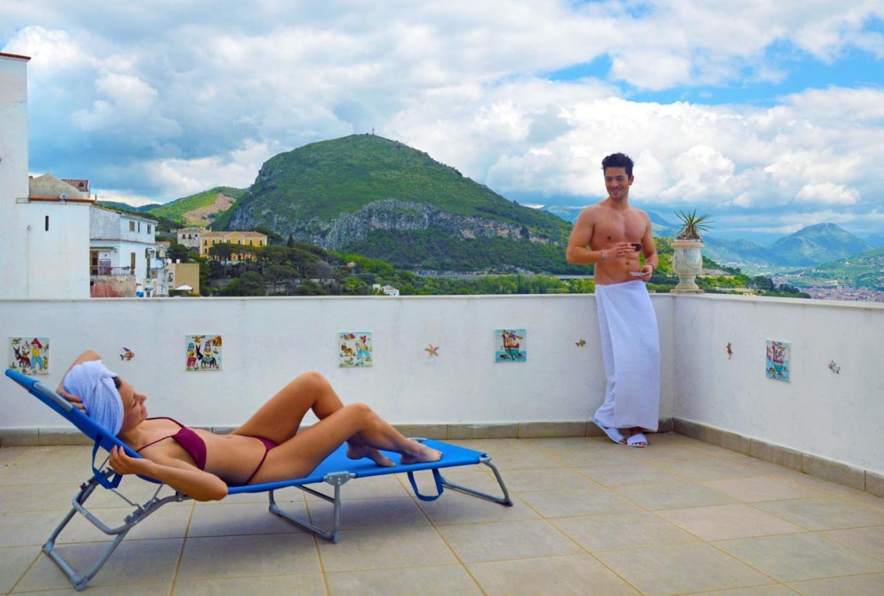 Ferienwohnung La Terrazza Sul Blu -Vista Mare- Vietri Exterior foto